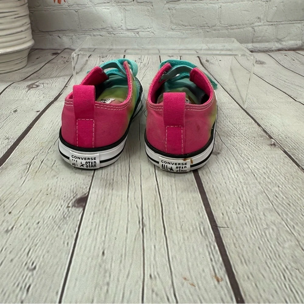 Converse check taylor allstar 2V hyper bright low top sneaker toddler 9